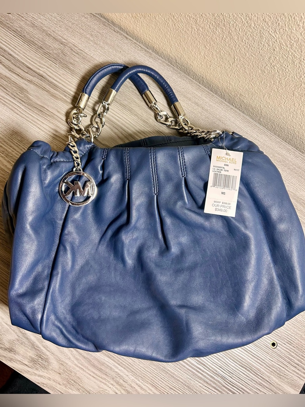 Michael Kors Erin Leather Shoulder Tote Bag new with tags